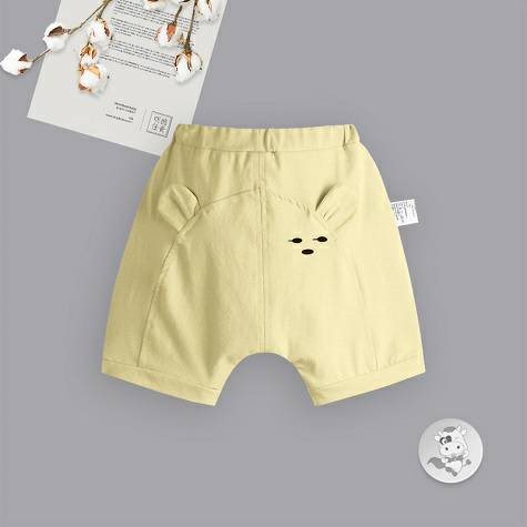 Verantwortung明徳は男女の赤ちゃんの簡単な3時の小さい熊の夏のPPのショートパンツの黄色を責めます